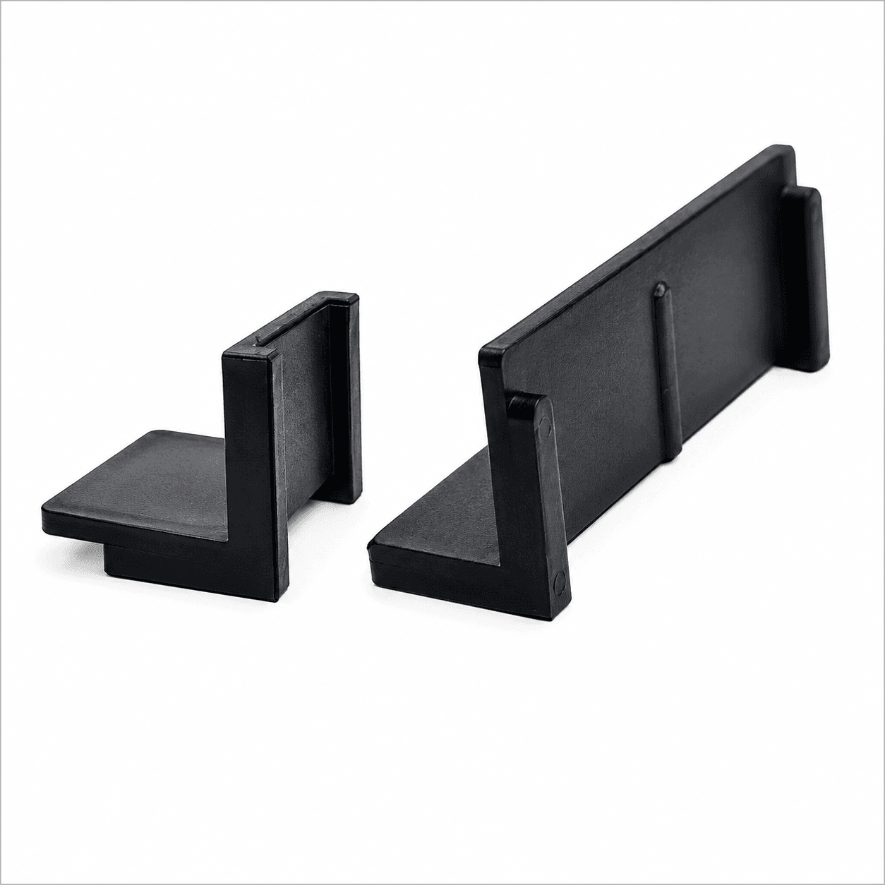 2Trk–3Trk PVC Angle (SA-52) — aluminium hardware supplied in Raipur