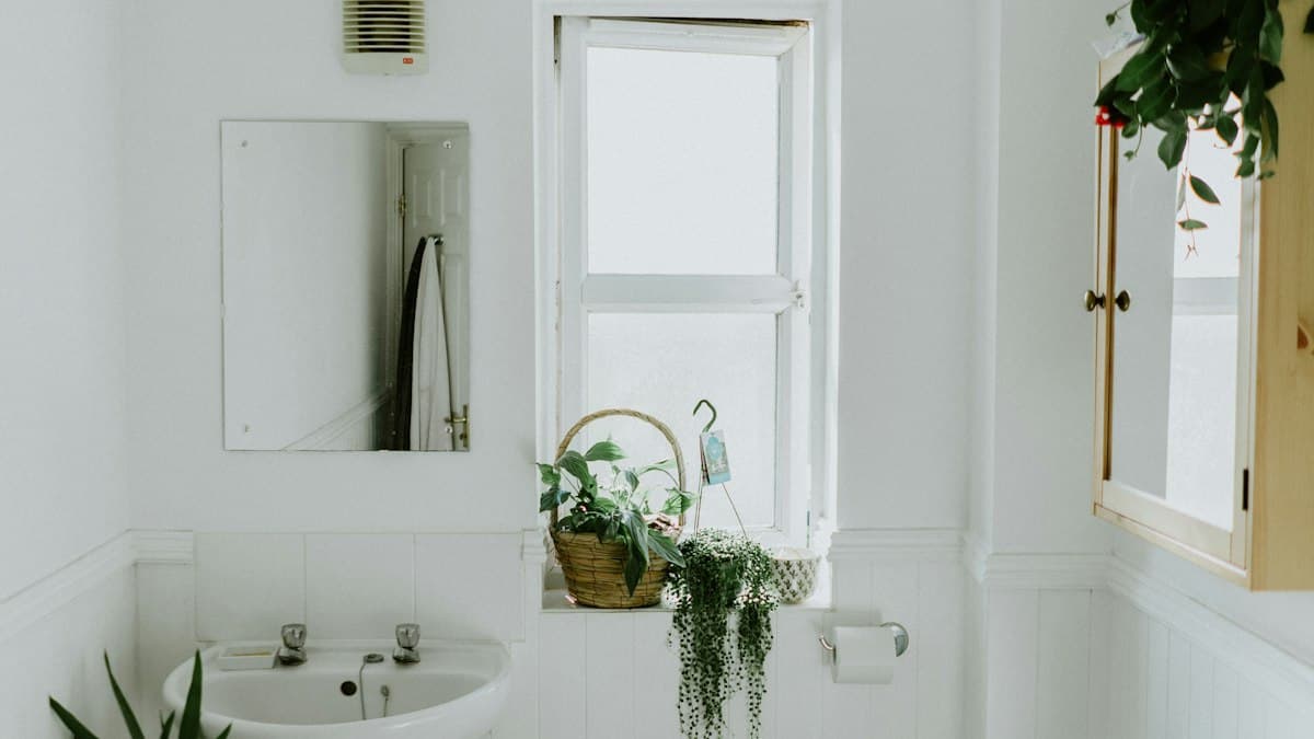 Understanding Shower Hinge Types: 0° Fix Clip, 90° Wall-to-Glass, 180° Glass-to-Glass (SA-75 to SA-78)